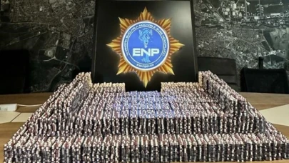 Polis durdurduğu araçtan 63 bin 518 adet uyuşturucu hap ele geçirdi