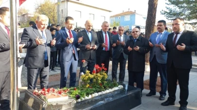 Şehit Aybüke öğretmen, Öğretmenler Günü'nde kabri başında anıldı