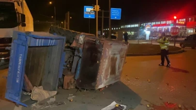 Tır ile traktör çarpıştı: 2 yaralı
