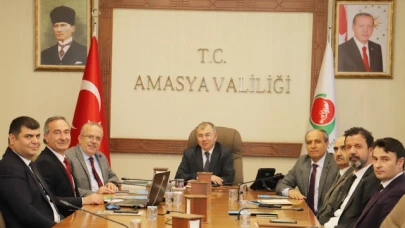 Vali Doruk Başkanlığında Amasya Sağlık Hizmetleri Konusunda Toplantı Yapıldı