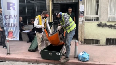 Yaşlı adam evinde ölü bulundu
