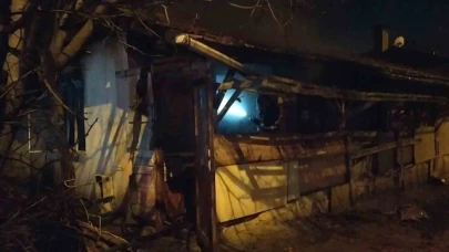 78 yaşındaki kadının evini kundakladılar