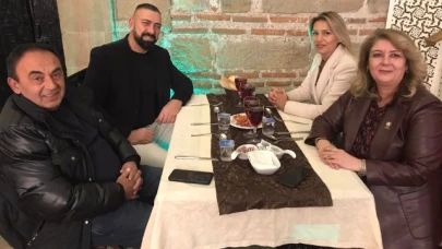 AK Partililer birlik ve beraberlik yemeğinde bir araya geldi