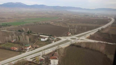 Amasya'da helikopter destekli trafik denetimleri gerçekleştirildi.