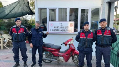 Çalınan 3 motosikleti jandarma buldu