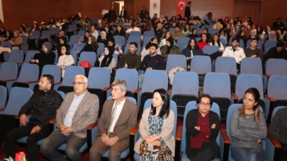 Gebelikte Ağız ve Diş Sağlığı Konferansı Düzenlendi
