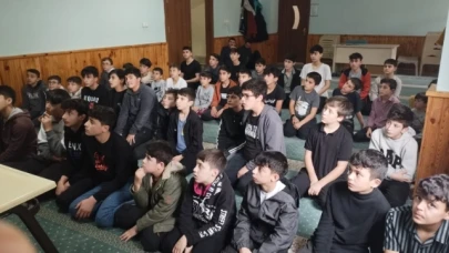 Hafızlık erkek Kur’an Kursuna bağımlılıkla mücadele eğitimi verildi