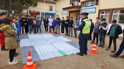 İlçe Jandarmadan Öğrencilere Trafik Eğitimi