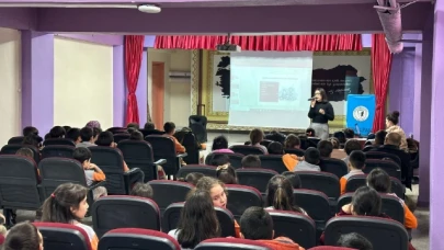 İlkokul öğrencilerine kişisel bakım eğitimi verildi