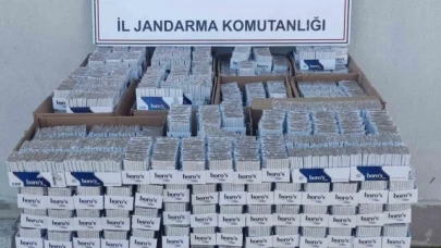 Jandarma 160 bin adet doldurulmuş makaron ele geçirdi