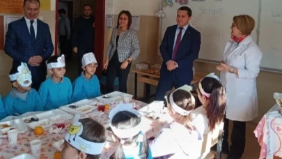 Kaymakam Kartal Yerli Malı Haftası Programına Katıldı