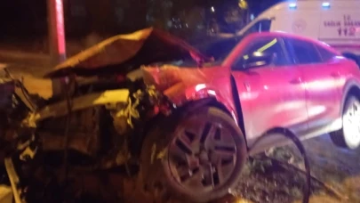 Merzifon'da meydana gelen  kazada sürücü yaralandı