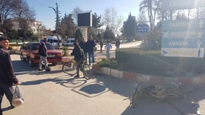 Merzifon'da meydana gelen kazada motosiklet sürücüsü yaralandı