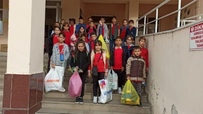 Oyuncaklarını Paylaşarak Yeni Dostluklar Kurdular