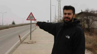 Şehir girişine konulan tabela sürücüleri hayrete düşürdü