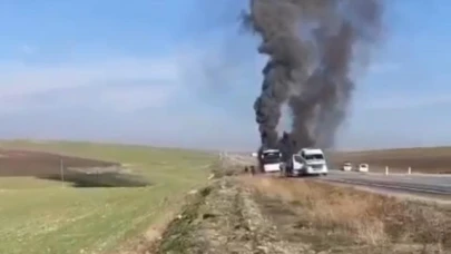 Yolcu otobüsü alevlere teslim oldu