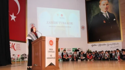 Zahide Tuğba Kor Amasyalı Gençlere Filistin Gerçeğini Anlattı