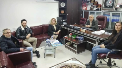 AK Kadınlar, Basın Mensuplarını Unutmadı