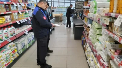 Amasya'da zabıta ekiplerinden market denetimi