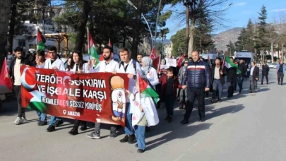 Amasya'da hekimler ve sağlık çalışanlarından İsrail vahşetine tepki