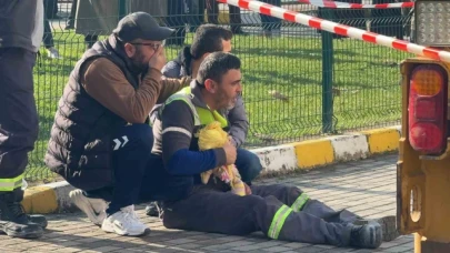 Bu acıya yürek dayanmaz, anne ve bebekleri iş makinesinin altında kaldı