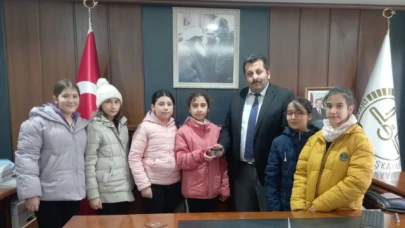 Öğrenciler Anlamlı Bağışlarıyla Filistin'deki Akranlarına Yardım Elini Uzattı