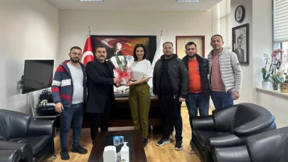 Gençlerden Başhekim Köroğlu'na Hayırlı Olsun Ziyareti