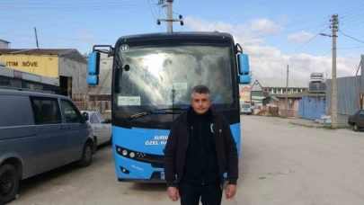 Halk otobüsünde oyuncak tabancayla tehdit karakolluk etti