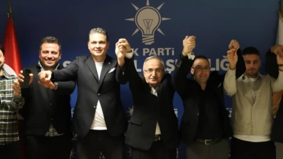 İYİ Parti'den istifa eden 11 kişi AK Parti'ye geçti