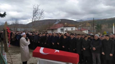 Kalbine yenik düşen uzman çavuş toprağa verildi