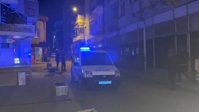 Kız meselesi kavgasında bıçaklar çekildi: 3 yaralı