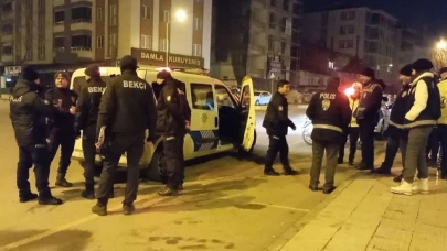 Kontrol noktasından kaçan şahsın üzerinden satır çıktı