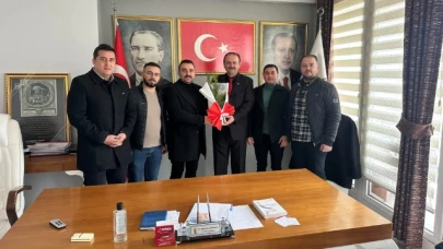 Merzifon Gençleri AK Parti'yi Ziyaret Etti