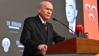 MHP lideri Bahçeli: " Yargıtay 3.Ceza Dairesi'nin şerefli hakimlerini yürekten kutluyor ve aldıkları kararı destekliyoruz"