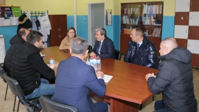 Müdürü Türkmen öğretmenlerin fikir, öneri ve beklentilerini dinledi