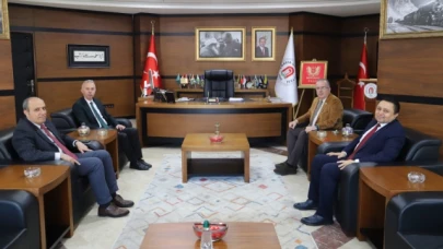 Rektör Turabi, Başkan Öztürk’ü Misafir Etti