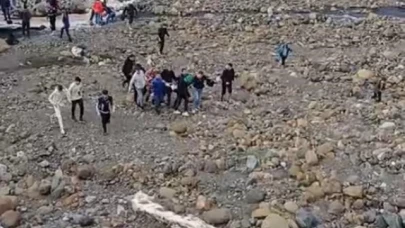 Uçurumdan yuvarlanan motosikletin sürücüsü öldü