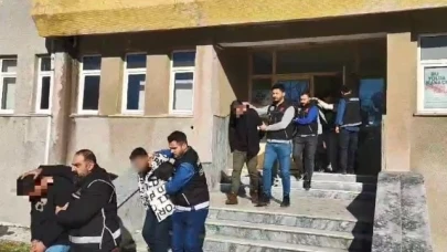 Uyuşturucu sattığı kişileri ifşa etti: 12 gözaltı