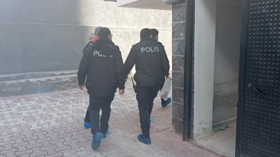 29 yaşındaki genç silahla başından vurulmuş halde bulundu