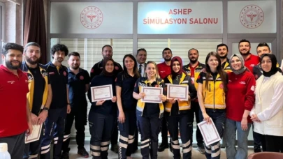 Amasya’da Sağlık Çalışanlarına TİLYAD Eğitimi Verildi