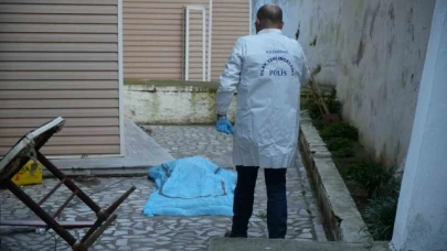 Aynı gün mahkemesi olan yaşlı adam apartmanın birinci katından düşerek öldü