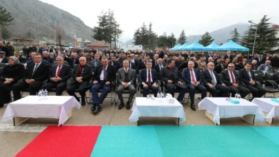 Bakan Yumaklı Amasya'da Güneş Enerjisi Paneli Teslim Törenine Katıldı