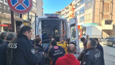 Bıçaklı kavgada ağır yaralanan kişi hastanede öldü