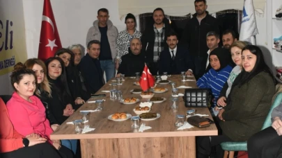 Çelik: ‘Dosteli Derneği, vatandaşlarımızın yarasına merhem oluyor’