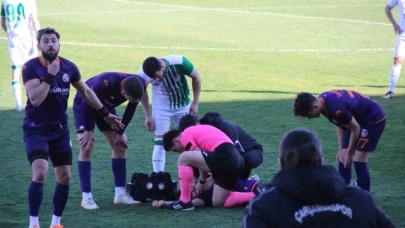 Dili boğazına kaçan oyuncu hastaneye kaldırıldı