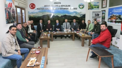 Doruk, Dernek Üyeleriyle Buluştu