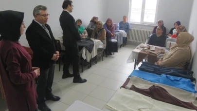 Güldoğan, Kursiyerlerle Bir Araya Geldi