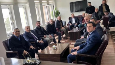 Gülle ve Başkan Adayı Şahin'den Kartal'a Ziyaret
