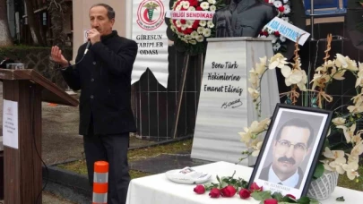 Hastasının öldürdüğü doktor 16. yıl dönümünde unutulmadı