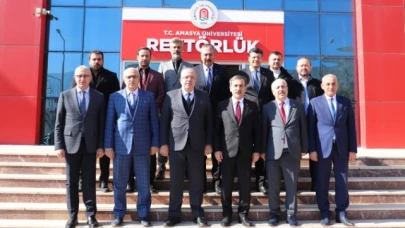 Kahveci, Turabi’nin Misafiri Oldu